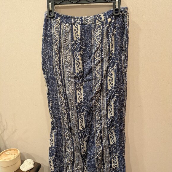 Flowy American Eagle Skirt - Picture 7 of 8